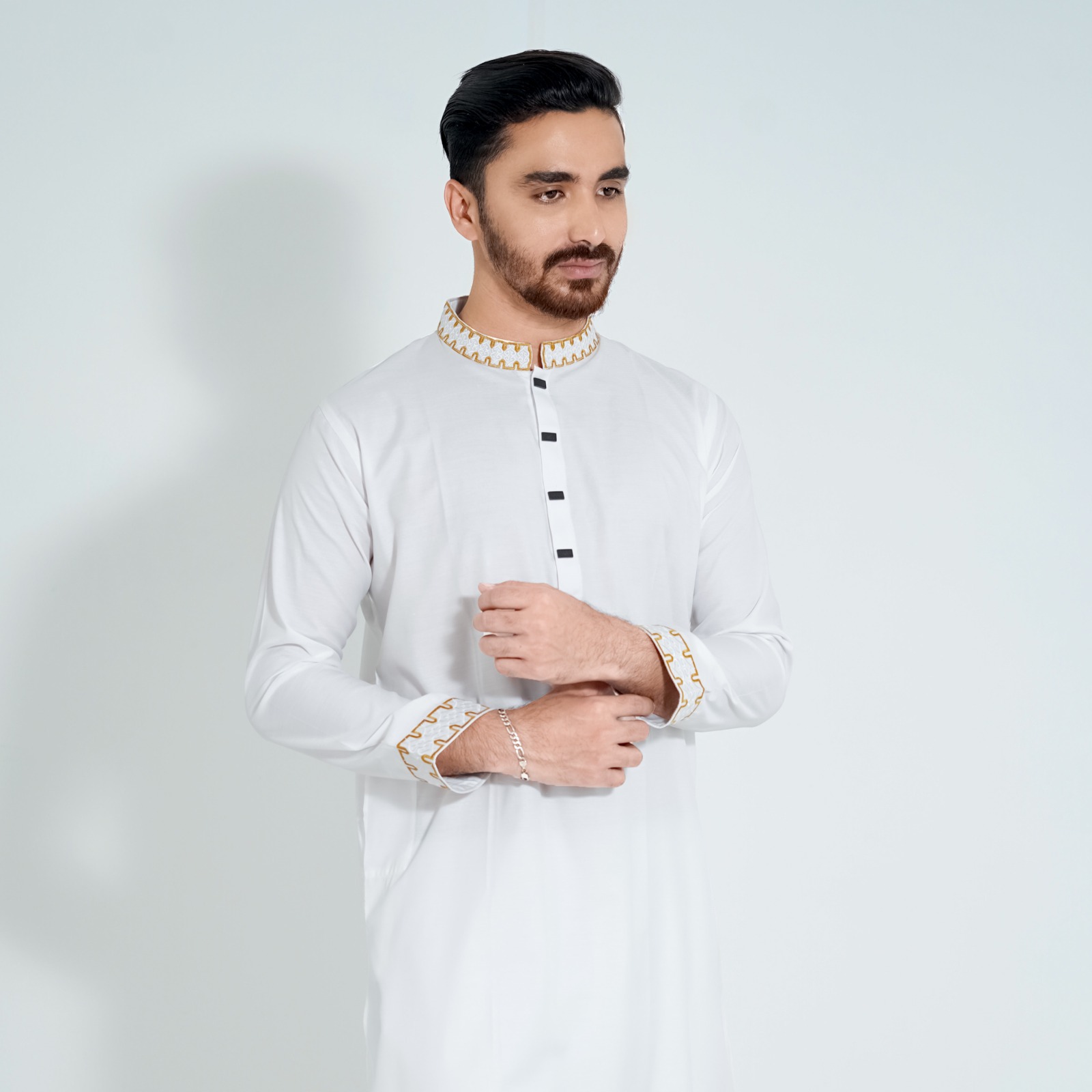 Embroidered Punjabi, a combination of style and comfort